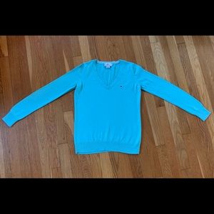 Vineyard Vines sweater